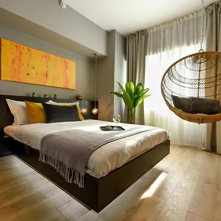 Luxury Apartment Near Radisson Hotel - Wall Projector & Modern Design Bucharest Exterior photo
